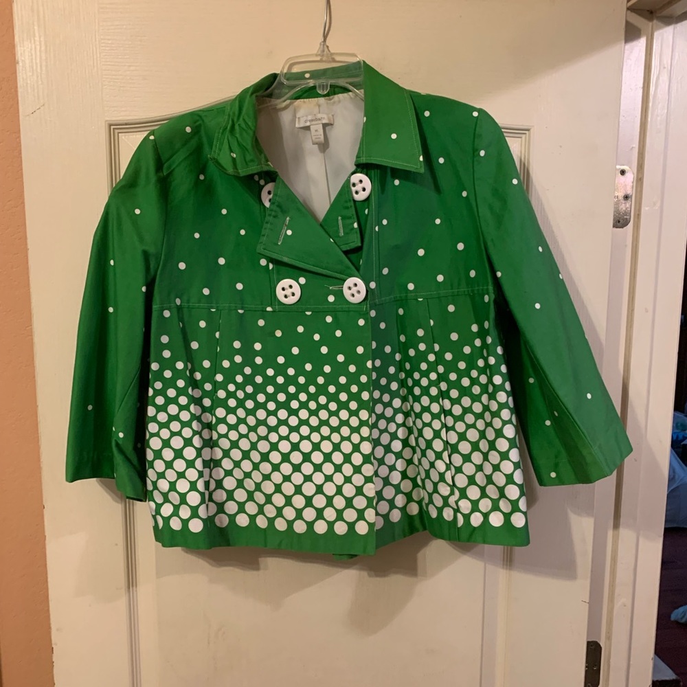 Adorable ready for spring crop jacket